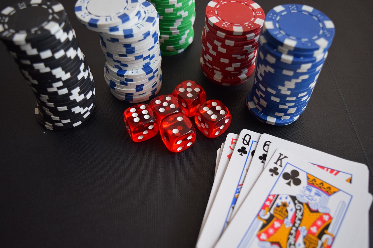 découvrez l'univers captivant des casinos en ligne : jeux variés, bonus alléchants et expérience immersive, le tout depuis le confort de votre maison. jouez responsable et tentez votre chance dès aujourd'hui !